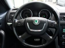 Škoda Yeti 2.0TDi DSG 4X4 TAŽNÉ PANO ČR - 23