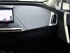 BMW iX xDrive 40 M-SPORT 98,5%SoH - 7