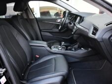 BMW Řada 2 218d TAŽNÉ HUD ČR 1M - 16