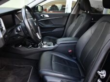 BMW Řada 2 218d TAŽNÉ HUD ČR 1M - 12