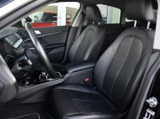 BMW Řada 2 218d TAŽNÉ HUD ČR 1M - 13