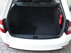 Škoda Octavia 1.6TDi STYLE LED ČR - 32