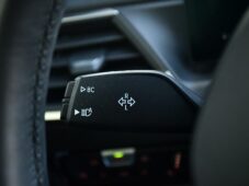 BMW Řada 3 320d M-SPORT xD TAŽNÉ ČR 2xALU - 35