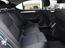 Škoda Superb 2.0TDi DSG CARPLAY ČR - 17