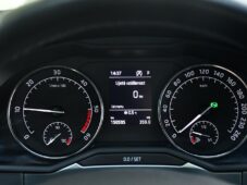 Škoda Superb 2.0TDi DSG CARPLAY ČR - 27