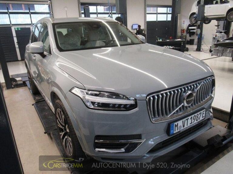 Volvo XC90 T8 Twin Engine AWD - 1
