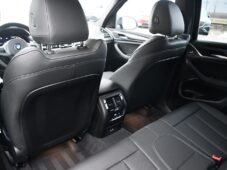 BMW X3 2,0d xDrive M-SPORT ČR 1.MAJ - 17