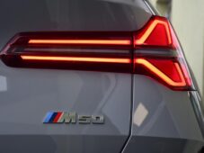 BMW X3 M50 xDrive HUD H&K REZERVACE - 44