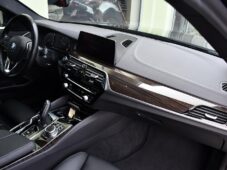 BMW Řada 5 530d LUXURY LINE ČR 1M 2xPNEU - 16