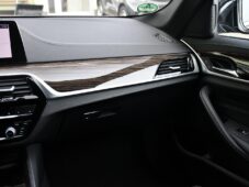 BMW Řada 5 530d LUXURY LINE ČR 1M 2xPNEU - 7