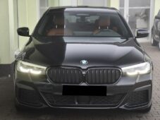 BMW Řada 5 530d xDrive M-SPORT K360 ČR 1M - 8