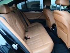 BMW Řada 5 530d xDrive M-SPORT K360 ČR 1M - 19