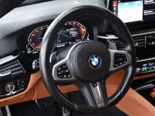 BMW Řada 5 530d xDrive M-SPORT K360 ČR 1M - 15