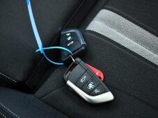 BMW X2 xDrive20d TAŽNÉ ČR PANO 1M - 33