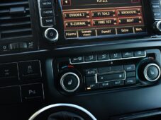 Volkswagen Multivan 2.0TDi ČR 7.MÍST TAŽNÉ M.TOP - 24