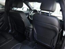 Mercedes-Benz GLA INFINITI QX30 220 CDI 4MATIC - 15
