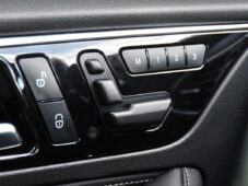 Mercedes-Benz GLA INFINITI QX30 220 CDI 4MATIC - 28