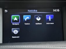 Mercedes-Benz GLA INFINITI QX30 220 CDI 4MATIC - 36