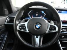 BMW Řada 3 320d xDrive M-SPORT 1M ČR HUD - 22