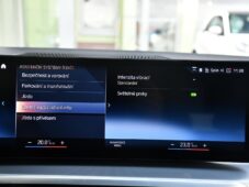 BMW Řada 3 320d xDrive M-SPORT 1M ČR HUD - 35