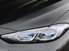 BMW i4 xDriveM50 LASER HUD TAŽNÉ 1M - 17