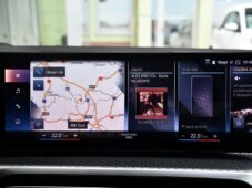 BMW i4 xDriveM50 LASER HUD TAŽNÉ 1M - 34