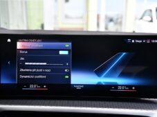 BMW i4 xDriveM50 LASER HUD TAŽNÉ 1M - 37