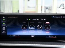 BMW i4 xDriveM50 LASER HUD TAŽNÉ 1M - 38