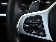 BMW Řada 3 320d xDrive M-SPORT 1.M ZÁRUKA - 24