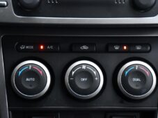 Mazda 6 2.0D 103kW AUT. A/C VYHŘ.SEDAČ - 27