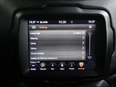 Jeep Renegade 1.3TURBO 2xPNEU 111kW ČR - 29