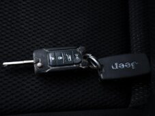 Jeep Renegade 1.3TURBO 2xPNEU 111kW ČR - 33