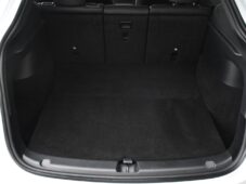 Tesla Model Y STANDARD RANGE 1M SoH 96% - 33