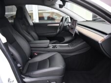 Tesla Model Y STANDARD RANGE 1M SoH 96% - 17