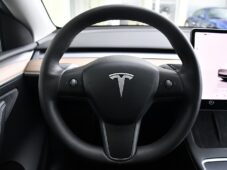 Tesla Model Y STANDARD RANGE 1M SoH 96% - 21
