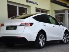 Tesla Model Y STANDARD RANGE 1M SoH 96% - 4