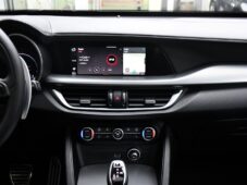 Alfa Romeo Stelvio 2.0TURBO 16V 206kW H/K VELOCE - 6