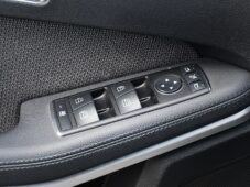 Mercedes-Benz Třídy E 250CDi 4MATIC PANORAMA - 25