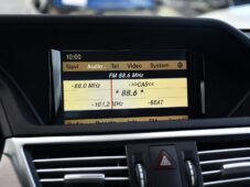 Mercedes-Benz Třídy E 250CDi 4MATIC PANORAMA - 30