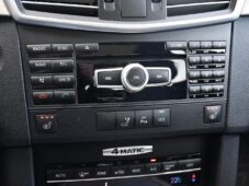 Mercedes-Benz Třídy E 250CDi 4MATIC PANORAMA - 31