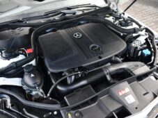 Mercedes-Benz Třídy E 250CDi 4MATIC PANORAMA - 47