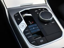 BMW Řada 3 320d xD M-SPORT 3LZÁRUKA ČR 1M - 26