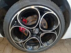 Alfa Romeo Giulia 2.0 Turbo 206kW AT8-Q4 Veloce - 9