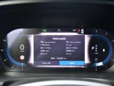 Volvo V90 CC B5 FACELIFT AWD PRAV.SERVIS - 31