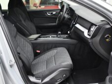 Volvo V60 2.0B4 LED NAV TAŽNÉ - 16