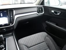 Volvo V60 2.0B4 LED NAV TAŽNÉ - 8