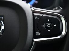 Volvo V60 2.0B4 LED NAV TAŽNÉ - 26