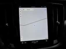 Volvo V60 2.0B4 LED NAV TAŽNÉ - 33