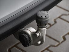 Volvo V60 2.0B4 LED NAV TAŽNÉ - 46