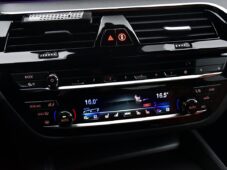 BMW M5 COMP.HUD H/K CARBON CERAMIC ČR - 31
